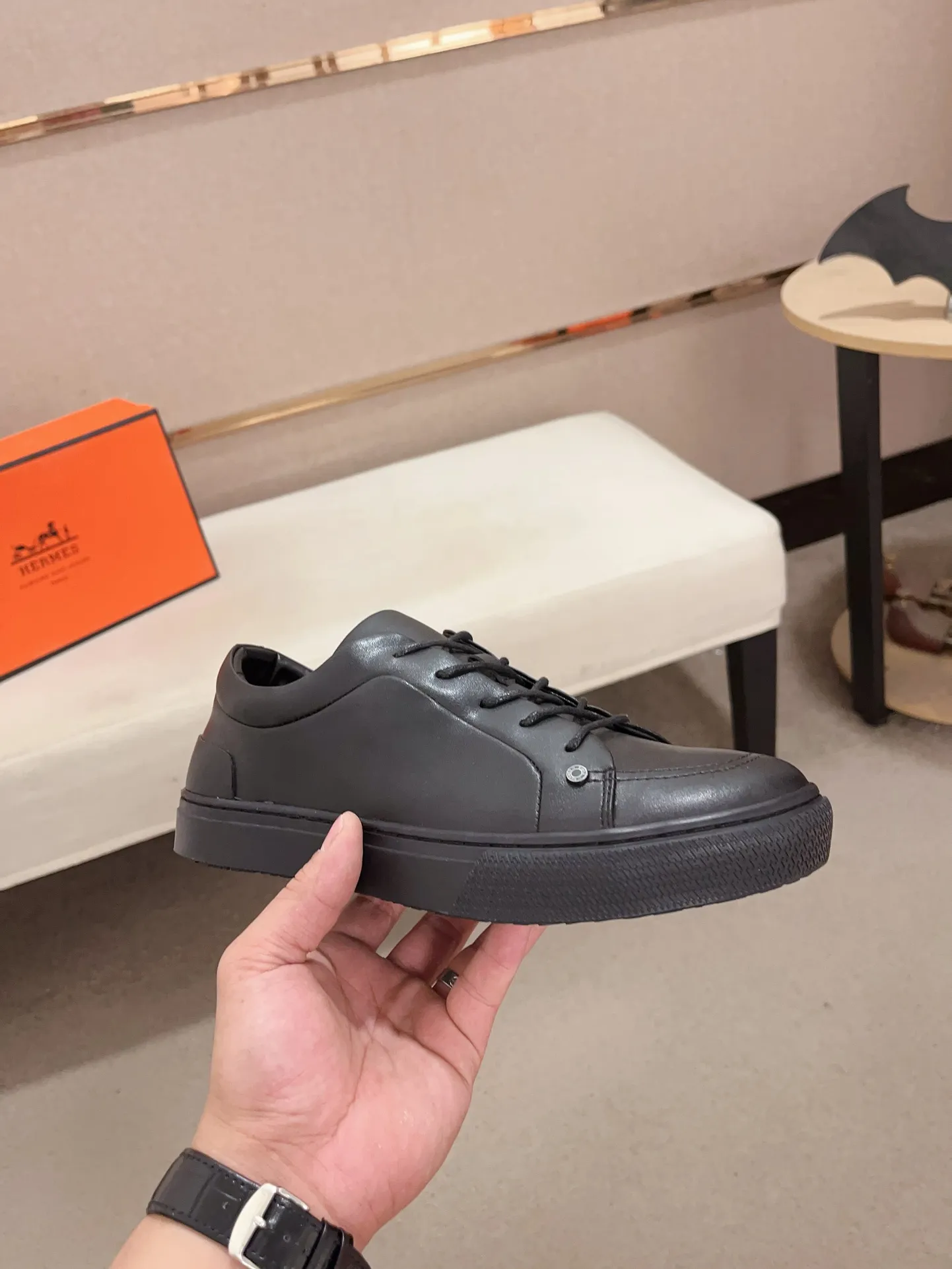 Men's clothing and shoes💰: 400💰《HERMES》【Classic Original Version】Hermès; Top 🔝 Purchasing Agency 🔍🔍Latest 🇺🇸Sold simultaneously at counters, original imported from Italy ▲▲Cow leather▲ ▲Exquisite workmanship (Italian 🇮🇹imported water-dyed 🐂cowhide lining) sole: original sole provided by the original factory, ⚠️exclusive double-layer activity·TPR·rubber·combined molded outsole; Code number: 36-44 (45/46 can be customized, non-refundable)
